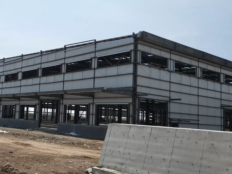Трайно складиране на стоманена структура